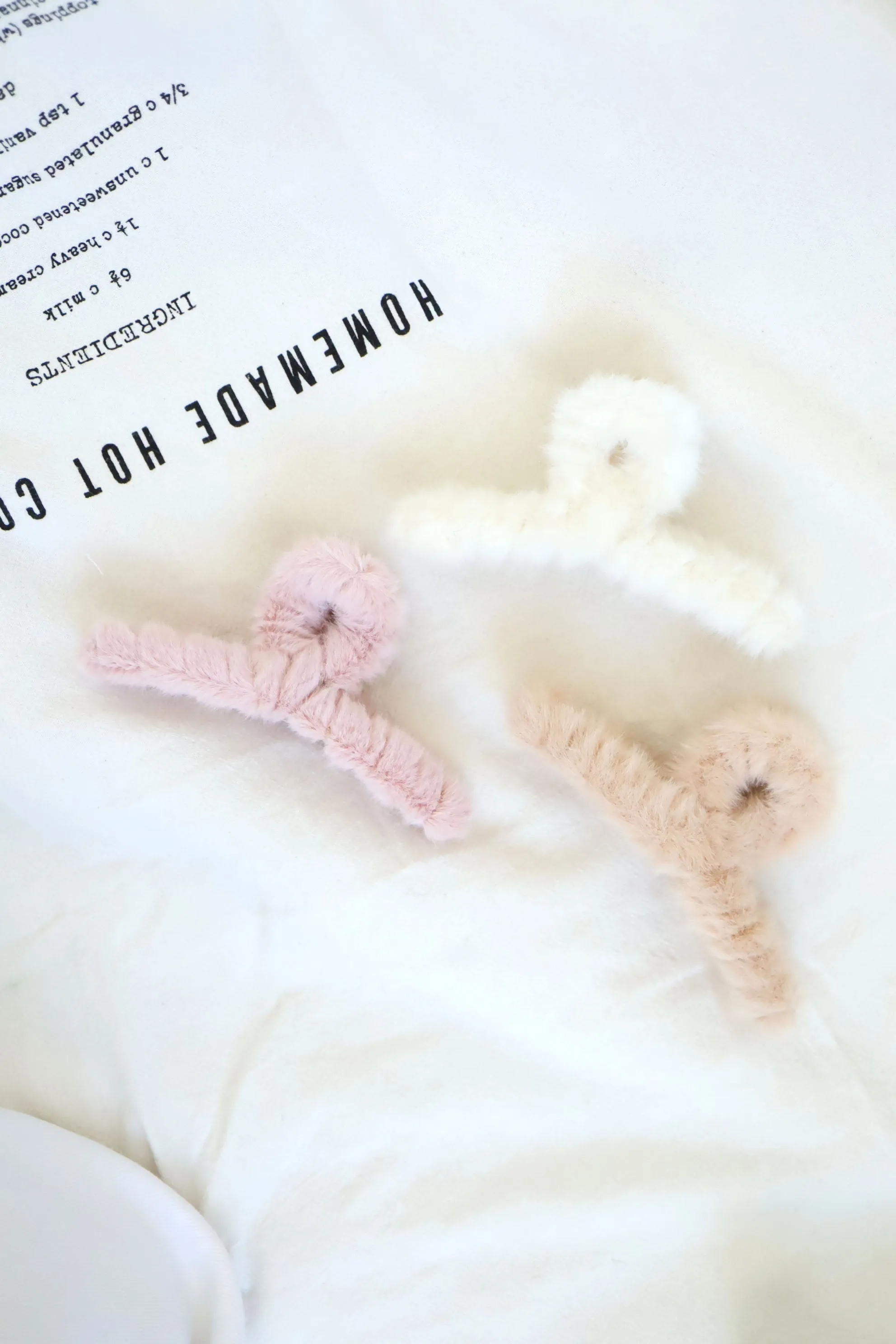 Faux Fur Fuzzy S Curve Large Hair Claw Clip